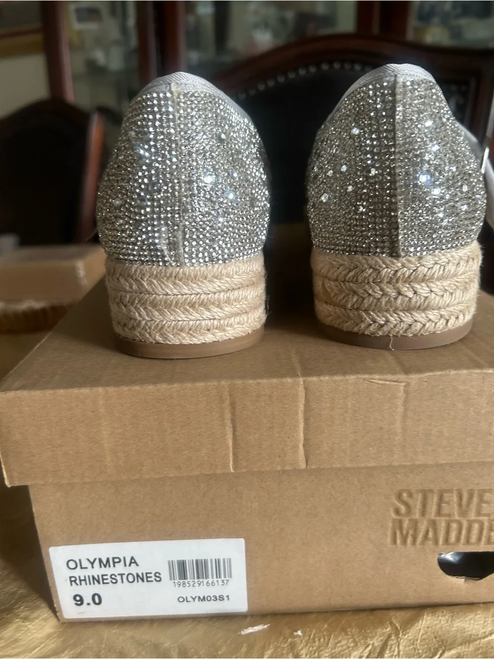 Steve Madden Silver Rhinestone Mary Jane Espadrilles size 9, women’s wedges.